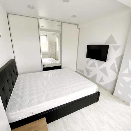 Fantastic Central Apartment Chisinau Luaran gambar